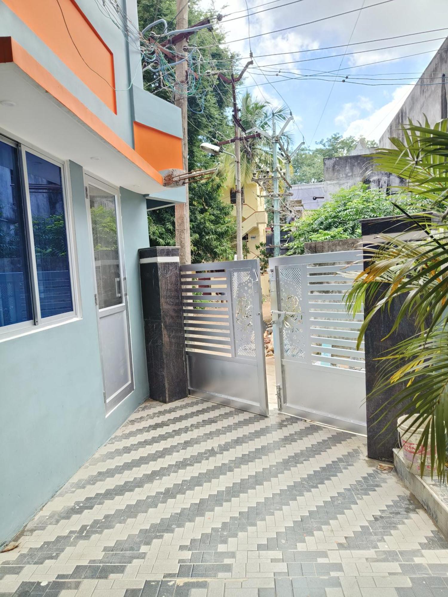 Liya Guest House Tiruvannāmalai Exterior foto